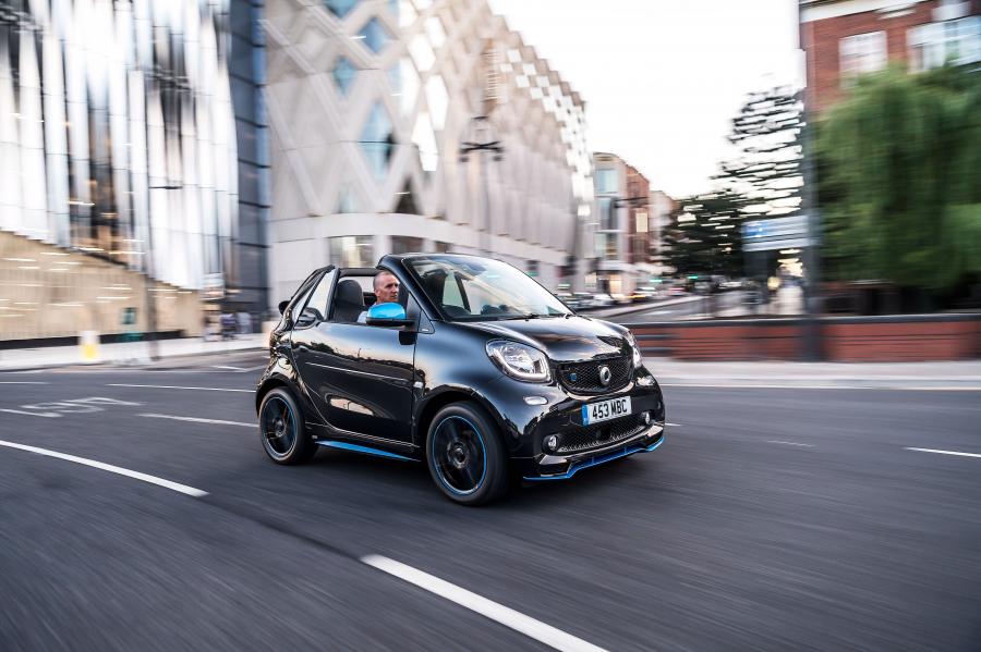 Smart EQ ForTwo Edition Nightsky Cabrio (A453) 2018 года  (UK) (фото 1 из 35)